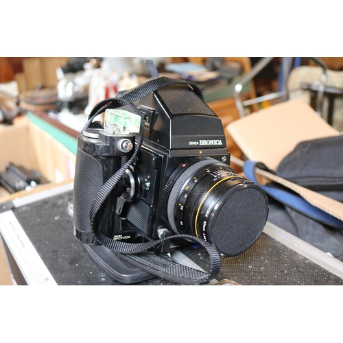 Bronica Zenza SQ-A Medium Format Camera in box with accessories