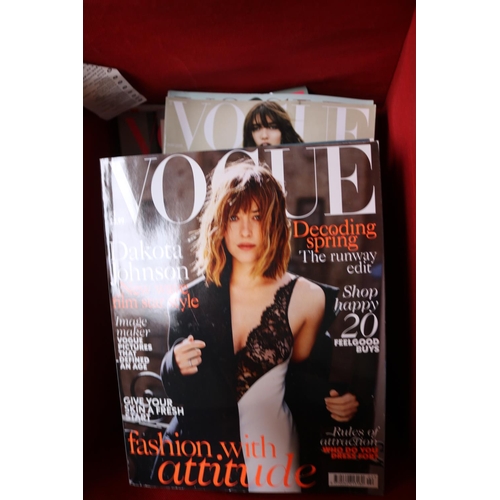 287 - Box of assorted Fashion Magazines to include Vogue, Esquire GQ etc