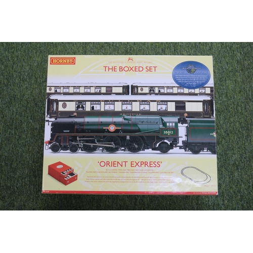 46 - Hornby 00 Gauge Boxed 'Orient Express' R1038