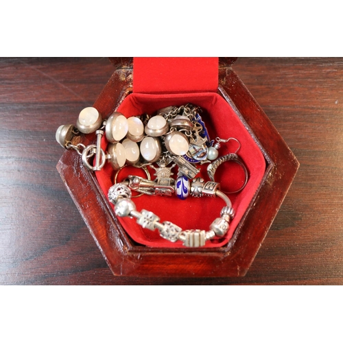 484 - Collection of assorted Silver Jewellery to include 3 Bracelets and 2 rings