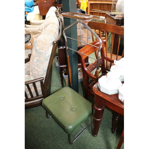 510 - Interesting Mid Century Chrome and upholstered gentlemen's Valet stand