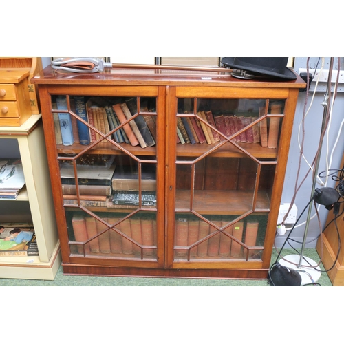 520 - Edwardian Astragal glazed bookcase