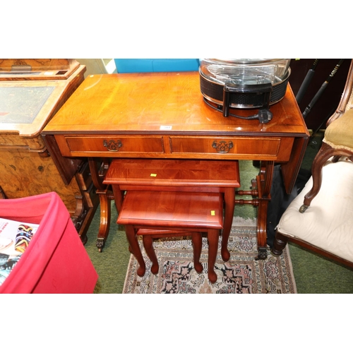 561 - 20thC Drop leaf sofa table of 2 drawers with lyre ends and a Nest of tables