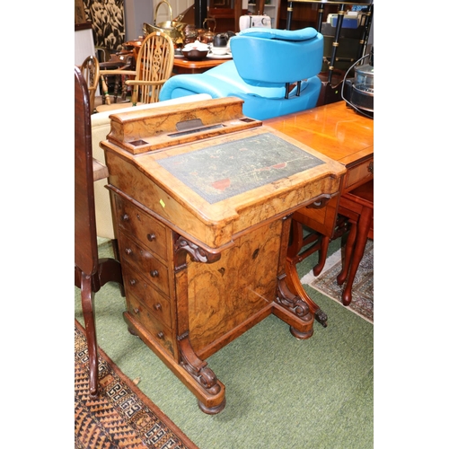 562 - 19thC Walnut Davenport with leather slope and complete with inkwells