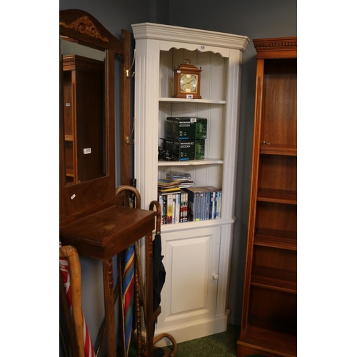 571 - Pine Painted corner unit with cupboard base