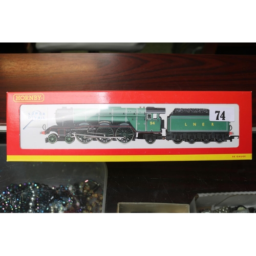 74 - Hornby 00 Gauge R2191 LNER 4-6-2 Class A3 Locomotive Colorado