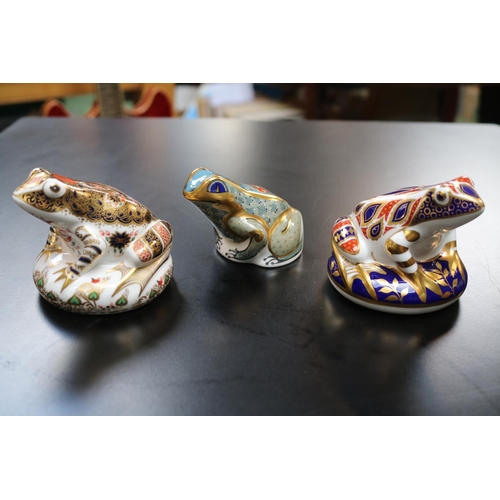 114 - 3 Royal Crown Derby Paperweights to include Fountain Frog MMIV with Gold Stopper, Old Imari Frog Lim... 