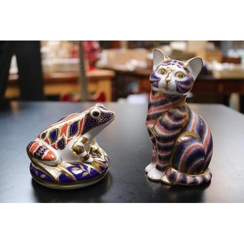 145 - 2 Royal Crown Derby Paperweights to include Frog XLIX with Gold stopper and Cat with Gold Stopper