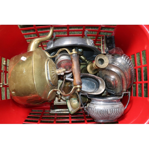 178 - Crate of assorted Brass and metal ware with assorted Photographs and ephemera