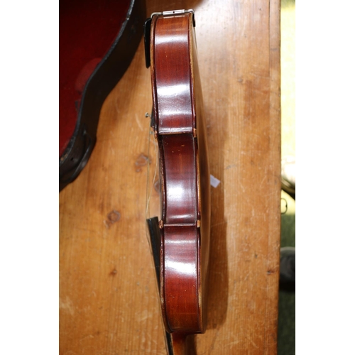 235 - Late 19thC / Early 20thC Violin with 2 bows and case no markings