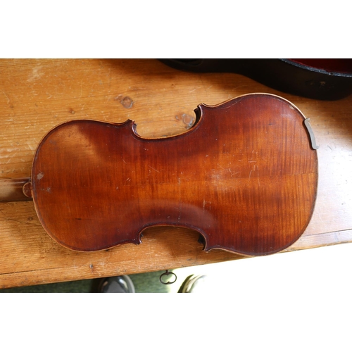 235 - Late 19thC / Early 20thC Violin with 2 bows and case no markings