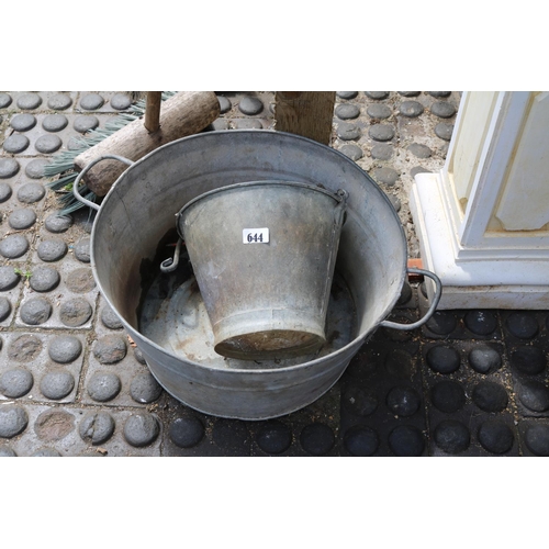 644 - Galvanized two handled tin, bucket and Oil can