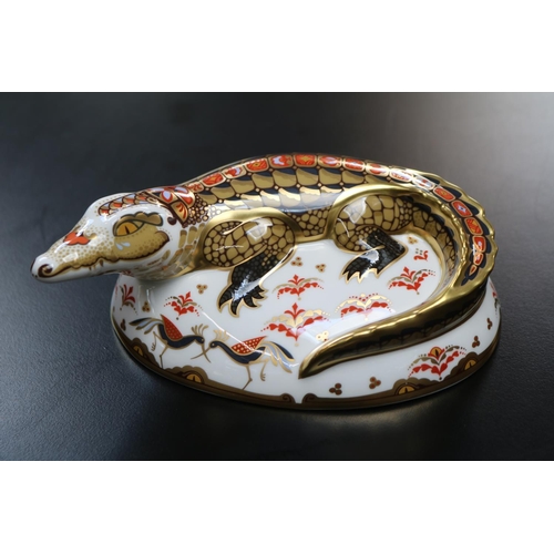 74 - Royal Crown Derby Paperweight Crocodile exclusive Gold Signature edition MMII with Gold Stopper boxe... 