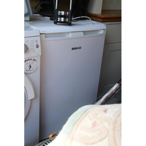 572 - Beko under counter freezer