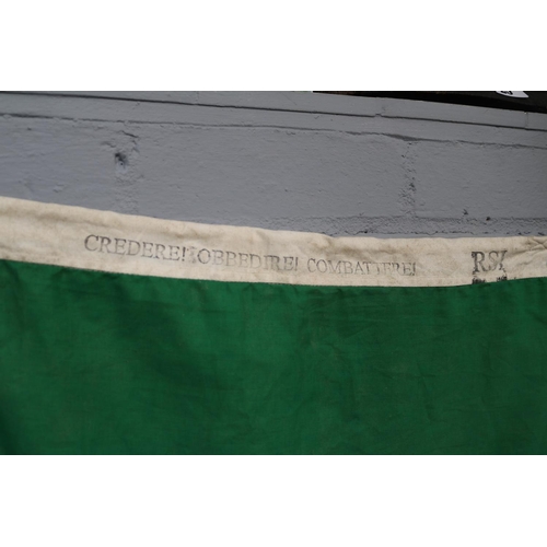 28 - WW2 Style Italian Flag RSI marked 'Credere! Obedire Combattfre! - Believe!, Obey! Fight!. 96cm in Le... 