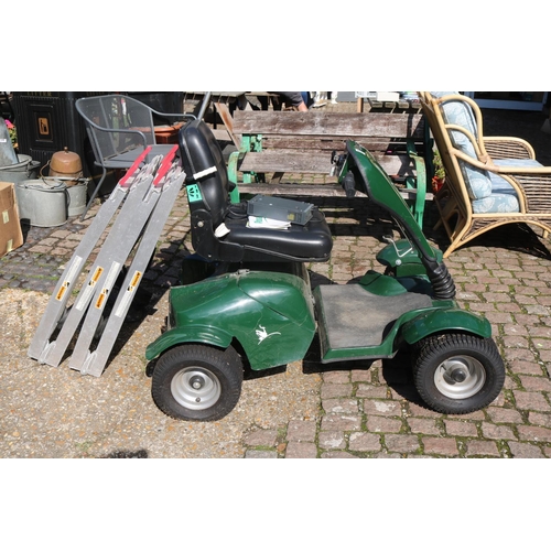 619 - Grasshopper Green Golf Buggy with metal Ramp, complete with Key and Ramp