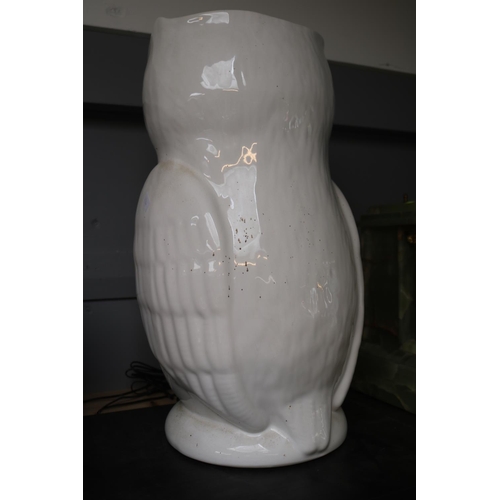 21 - Large Vintage Blanc de chine Umbrella vase in the form of a Owl. 44cm in Height