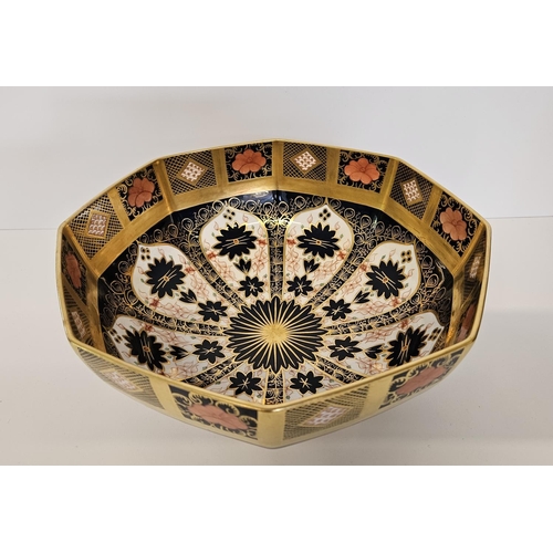 14 - Royal Crown Derby Large octagonal fruit bowl. Pattern 1128 Imari design. D 27.5cm.