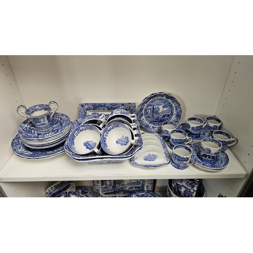 20 - Extensive Spode Italian design C.1816 pattern Blue and White assembled part dinner service, 20th Cen... 