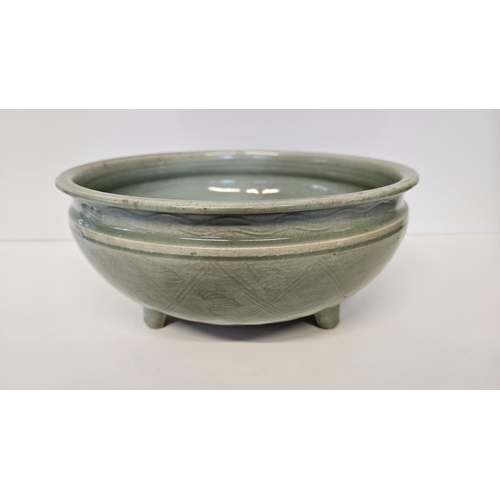 43 - Chinese Longquan Celadon pottery tripod Censer. Decorated with underglaze incised cross hatching wit... 