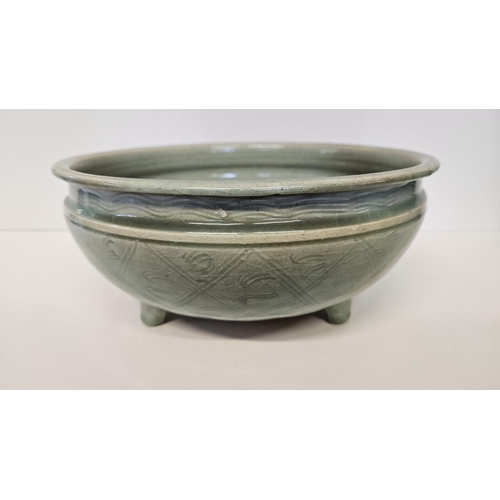 43 - Chinese Longquan Celadon pottery tripod Censer. Decorated with underglaze incised cross hatching wit... 