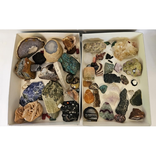 89 - A collection of mineral specimens, including Jasper, Rainbow Flourite, Himalayan Smoky Quartz, Amber... 