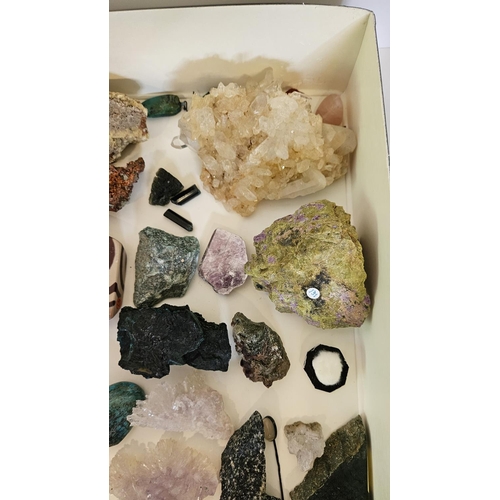 89 - A collection of mineral specimens, including Jasper, Rainbow Flourite, Himalayan Smoky Quartz, Amber... 