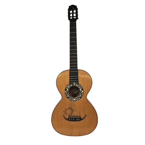 81 - Rare Jérôme Thibouville-Lamy & Cie 19thC guitar. 
Spruce fronted with Brazilian rosewood to back, Ab... 