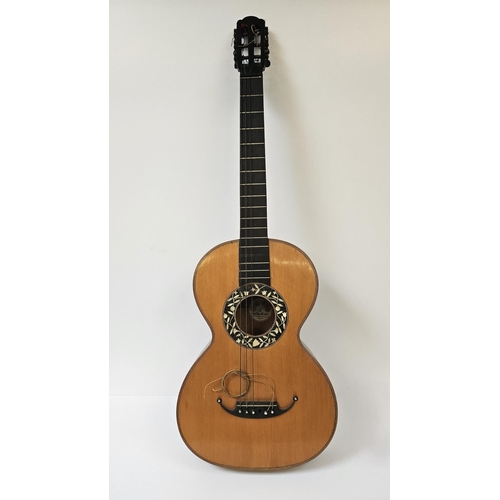 81 - Rare Jérôme Thibouville-Lamy & Cie 19thC guitar. 
Spruce fronted with Brazilian rosewood to back, Ab... 