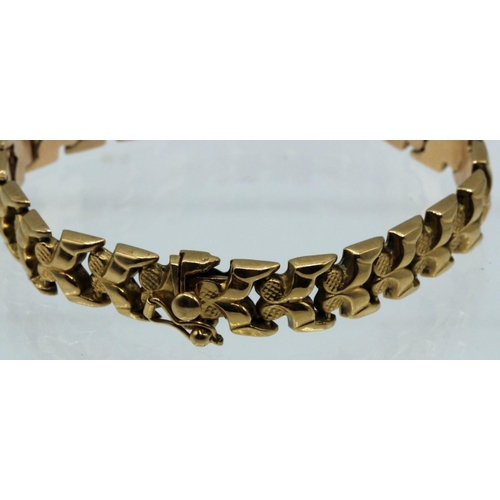 214 - Beautiful 18ct Solid Gold Bracelet 12.5gms with Safety Lock