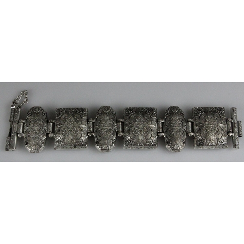 220 - Jean Paul Gaultier Reversible Lucite & Silver Plated Bracelet. Measures 23cm in length and 4.5cm wid... 