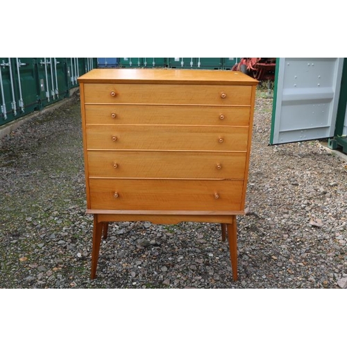 317 - Alfred Cox for Heals made by Maple Quality Furniture Walnut Chest of 4 drawers C.1950s. 85cm in Widt... 