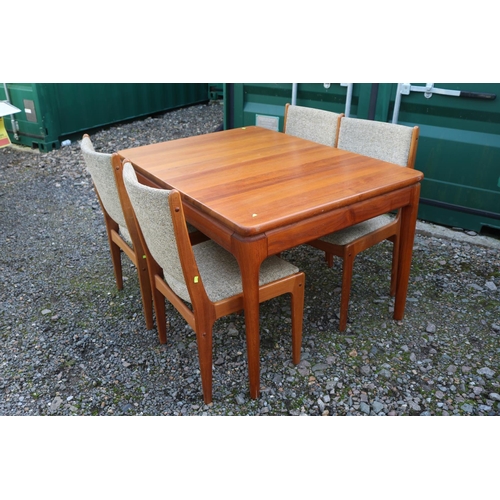 332 - Danish Glostrup Mobelfabrik teak rectangular dining table 125cm x 89.5cm x 75cm and a set of matchin... 