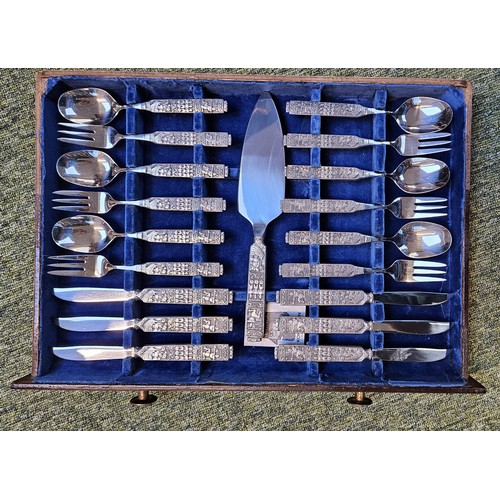 104D - Mid Century Konge Tinn of Norway Hardanger Bestikk pewter Canteen of Cutlery in 4 drawer wooden case