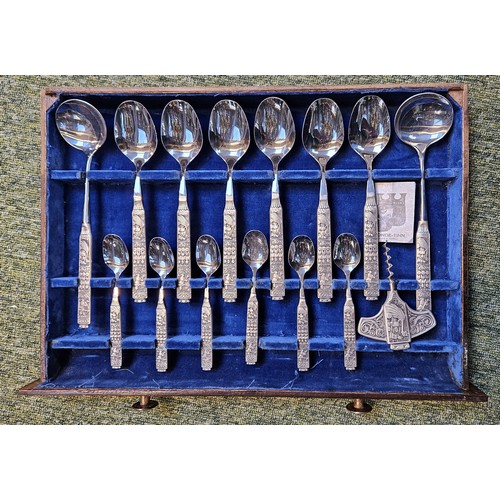 104D - Mid Century Konge Tinn of Norway Hardanger Bestikk pewter Canteen of Cutlery in 4 drawer wooden case