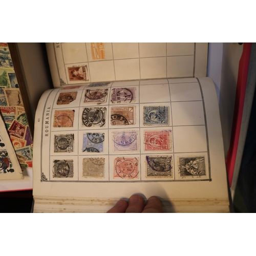 275 - Collection of assorted British and Commonwealth Stamps to include The Lincoln Stamp Album