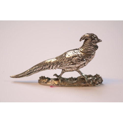 494 - Silver Pepperette in the form of a Asian Pheasant 30g total weight