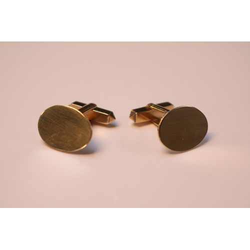 517 - Pair of 9ct Gold Oval Cufflinks 9.7g total weight