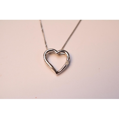 521 - Ladies 9ct White Gold Heart Necklace with inset Diamond. 2g total weight 46cm total weight.