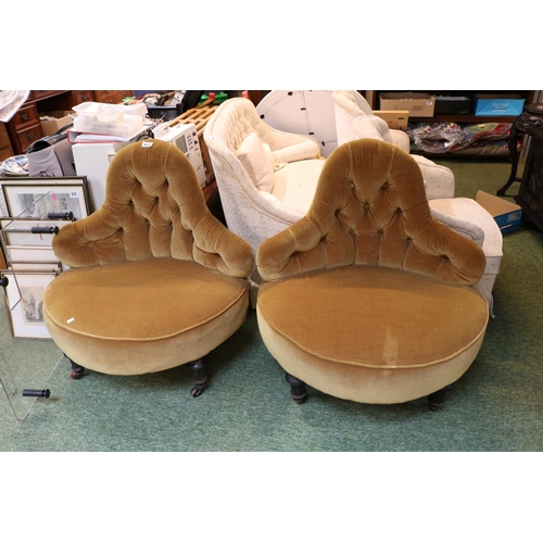 658 - Pair of Victorian Buttonback upholstered Conversation chairs of triangular shape and bowed seats on ... 