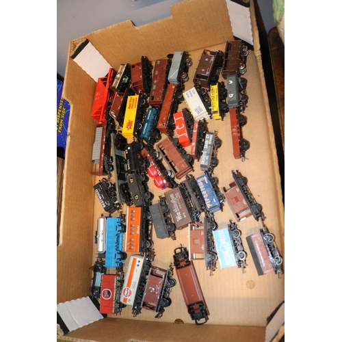 153 - Collection of Hornby Railways Stock and a Tray of Triang and other Carriages