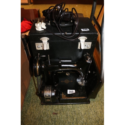 283 - Singer 221k Sewing machine with Pedal and Case