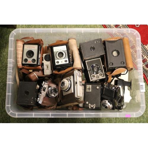 118 - Collection of assorted Vintage Cameras to include Conway Popular, Six 20 Brownie, Coronet Rapier etc