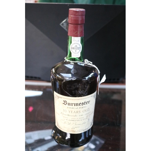 79 - Burmester 10 Year Old Vinho de Porto  Envelhecido em Casco bottled in 1989, imported by Barwell & Jo... 