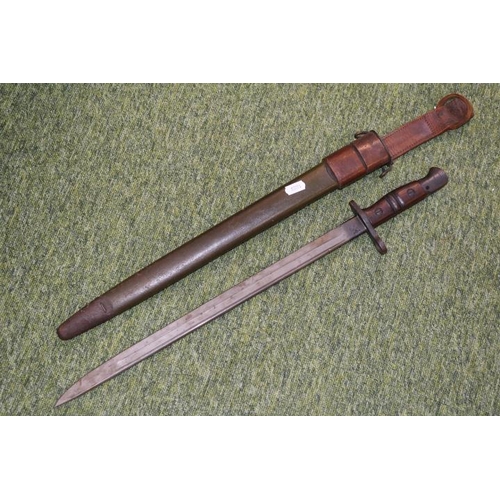 129 - WW1 US Army Bayonet with wooden handle, scabbard and Frog