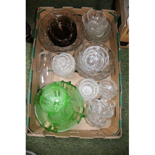 252 - Box of assorted Clear glass and a Green glass Fruit bowl and set of bowls