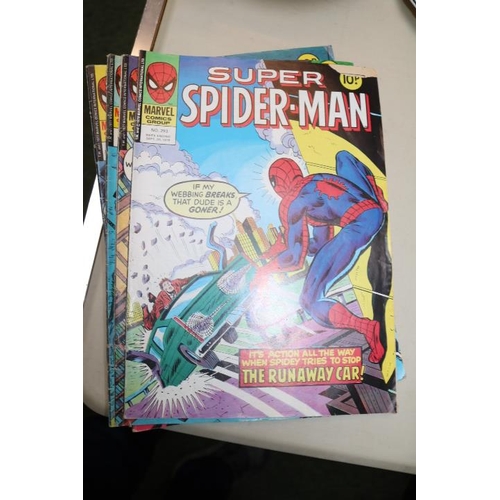 253C - Collection of 25 Marvel Super Spider-man  Comics Mainly Late 1970s