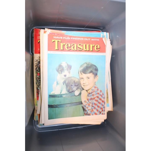 258 - Collection of Vintage Magazines to include Tell Me Why, Treasure etc.