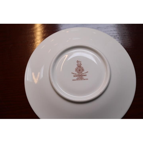 274 - Royal Doulton Sherbrooke pattern dinner service