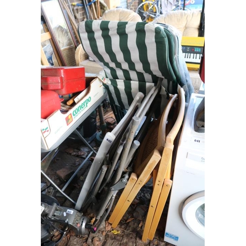 642 - Collection of assorted Folding Chairs